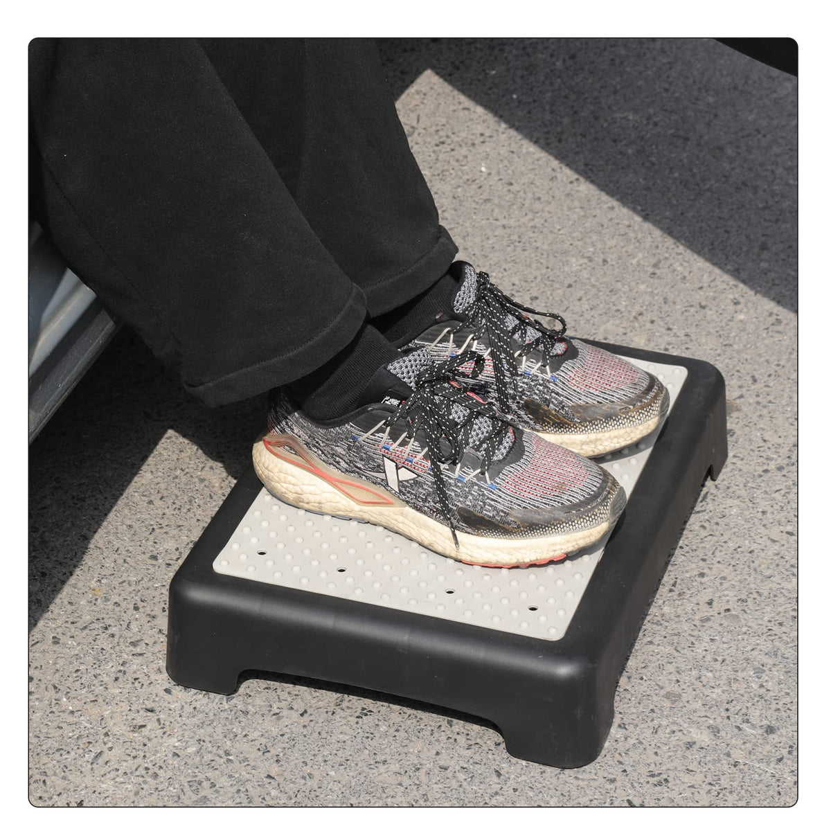 One Step Stool 3.5 Inch Non-Slip 440 Lbs Capacity W1394